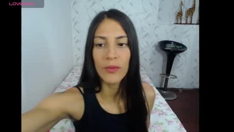 Snapshot of alejaxxxhot chatting on 03-22-26, 02:20 alejaxxxhot online show from 03-22-26, 02:20