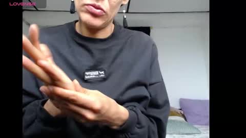 Snapshot of alejaxxxhot chatting on 05-31-26, 06:53 alejaxxxhot online show from 05-31-26, 06:53