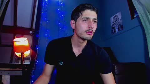 alejo_323__ online show from 02-08-25, 03:52