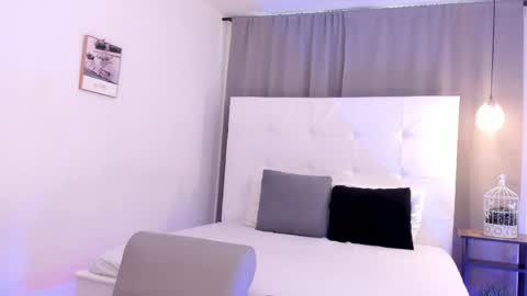 Snapshot of alejo_exotic chatting on 05-12-26, 12:24 alejo_exotic online show from 05-12-26, 12:24