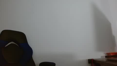 Snapshot of alejo_hot23 chatting on 12-24-24, 03:05 David online show from 12-24-24, 03:05