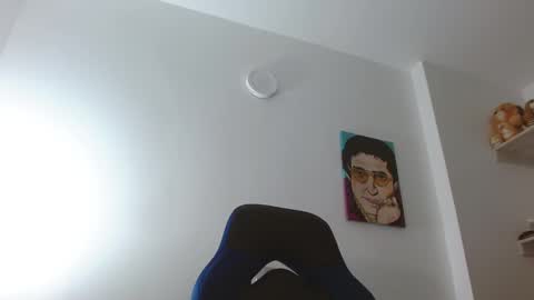 Snapshot of alejo_hot23 chatting on 02-15-25, 02:47 David online show from 02-15-25, 02:47