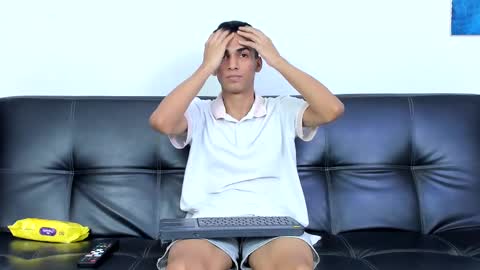 alejo peverell online show from 02-17-25, 08:36