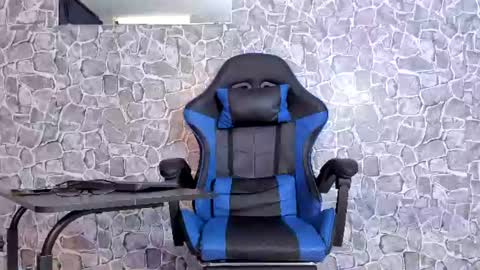 Snapshot of alejo_peverell chatting on 07-12-26, 05:15 alejo peverell online show from 07-12-26, 05:15