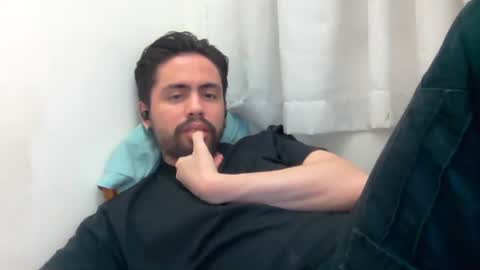 alejo_shy online show from 11-01-25, 08:22