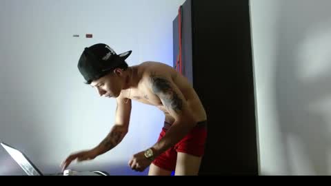 alejo online show from 04-21-26, 09:39