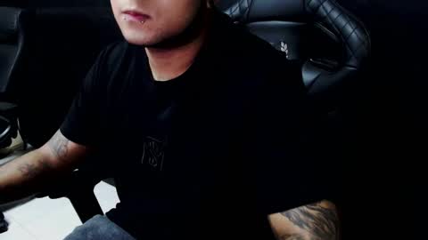 Snapshot of alejoconex6 chatting on 09-29-25, 05:34 Alejo online show from 09-29-25, 05:34