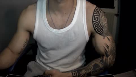 Snapshot of alejoduarte16 chatting on 12-17-25, 05:19 alejoduarte16 online show from 12-17-25, 05:19