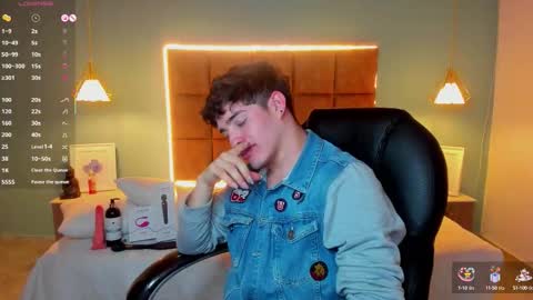 Snapshot of alejootwink chatting on 09-23-25, 09:45 ALejoo Saenz online show from 09-23-25, 09:45