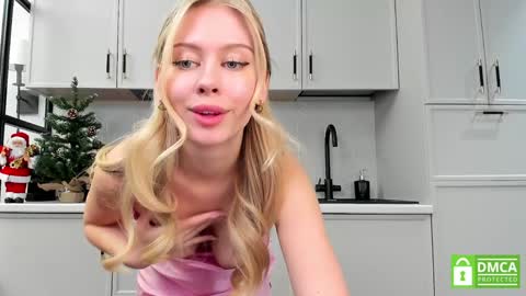 Snapshot of aleksa_cutie chatting on 12-21-24, 04:46 Next stream - 2 dec -  online show from 12-21-24, 04:46