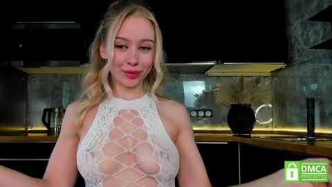 Snapshot of aleksa_cutie chatting on 01-26-25, 09:08 Next stream - 2 dec -  online show from 01-26-25, 09:08