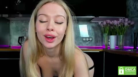 Snapshot of aleksa_cutie chatting on 02-28-25, 12:09 Next stream - 2 dec -  online show from 02-28-25, 12:09