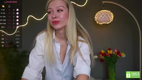Snapshot of aleksa_cutie chatting on 03-07-25, 09:18 Next stream - 2 dec -  online show from 03-07-25, 09:18