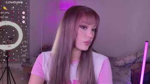 Snapshot of aleksacandy chatting on 01-09-26, 03:15 aleksacandy online show from 01-09-26, 03:15