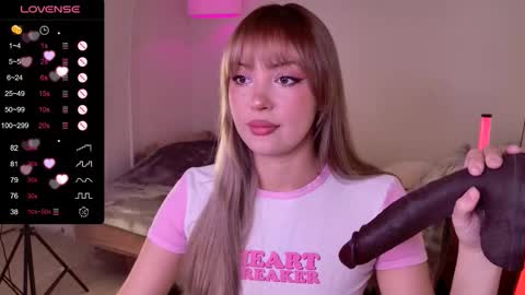 Snapshot of aleksacandy chatting on 02-10-26, 03:27 aleksacandy online show from 02-10-26, 03:27