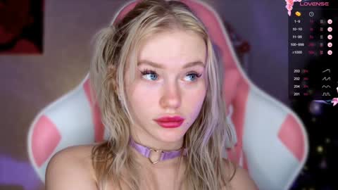 Snapshot of aleksalore chatting on 12-13-24, 06:53 Lexi online show from 12-13-24, 06:53