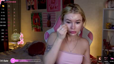 Snapshot of aleksalore chatting on 01-08-25, 03:40 Lexi online show from 01-08-25, 03:40