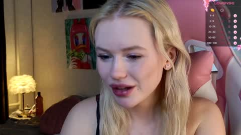 Snapshot of aleksalore chatting on 01-24-25, 07:41 Lexi online show from 01-24-25, 07:41