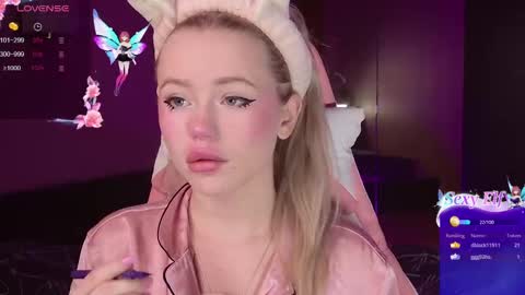 Snapshot of aleksalore chatting on 03-07-25, 03:51 Lexi online show from 03-07-25, 03:51