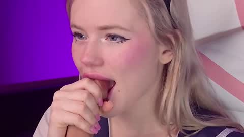 Snapshot of aleksalore chatting on 03-07-25, 06:57 Lexi online show from 03-07-25, 06:57