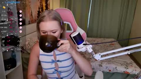 Snapshot of aleksalore chatting on 09-20-25, 03:51 Lexi online show from 09-20-25, 03:51