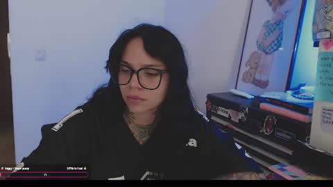 Snapshot of aleksanoir chatting on 06-12-26, 02:38 AleksaNoir online show from 06-12-26, 02:38