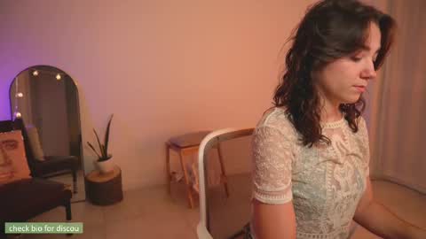 Snapshot of alemaniababe chatting on 02-10-25, 11:23 Ale online show from 02-10-25, 11:23