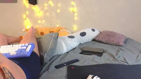 Alena online show from 11-15-25, 05:31