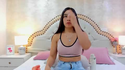 ALENA online show from 06-26-26, 01:37