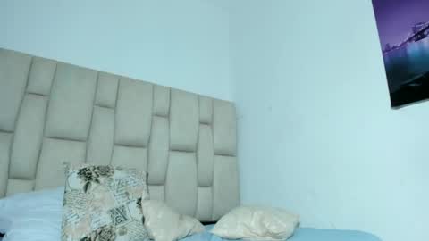 Snapshot of alennax chatting on 06-03-26, 02:33 alennax online show from 06-03-26, 02:33