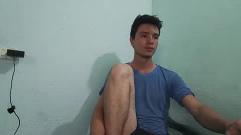 Snapshot of aleo_011 chatting on 01-24-25, 05:00 Alejandro online show from 01-24-25, 05:00