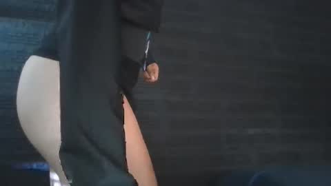 Snapshot of alepornx chatting on 01-31-26, 07:23 Gabiixxx online show from 01-31-26, 07:23