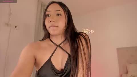 Snapshot of alesay_dreams chatting on 03-19-26, 02:48 Alesay online show from 03-19-26, 02:48