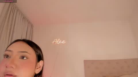 Snapshot of alesay_dreams chatting on 03-23-26, 06:45 Alesay online show from 03-23-26, 06:45
