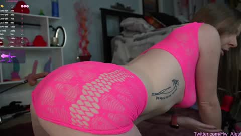 Snapshot of alesh_xo chatting on 12-05-24, 04:23 Alesh online show from 12-05-24, 04:23
