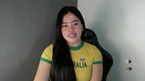 Snapshot of alesha_vibe_me chatting on 02-04-26, 01:17 alesha_vibe_me online show from 02-04-26, 01:17