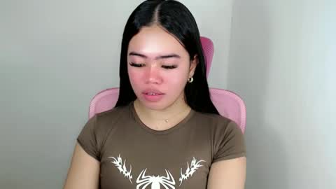 alesha_vibe_me online show from 05-19-26, 01:33