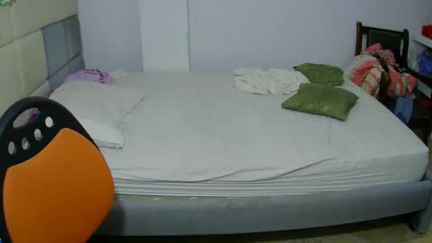 Alesia jones01 online show from 06-04-26, 04:07