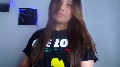 QUEEN OFF MILk  IM BACK  15 NOV online show from 01-11-25, 09:36