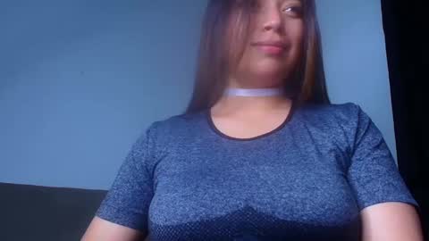 QUEEN OFF MILk  IM BACK  15 NOV online show from 03-11-25, 12:54