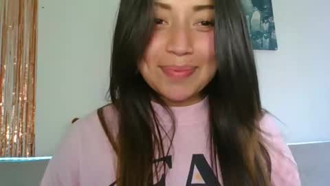 QUEEN OFF MILk  IM BACK  15 NOV online show from 11-27-25, 08:33