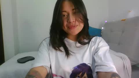 QUEEN OFF MILk  IM BACK  15 NOV online show from 03-12-26, 09:21