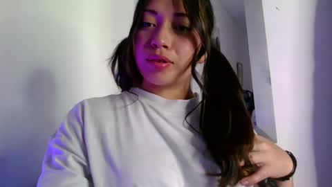 Snapshot of aleska_dollx chatting on 06-04-26, 10:49 QUEEN OFF MILk IM BACK 15 NOV online show from 06-04-26, 10:49