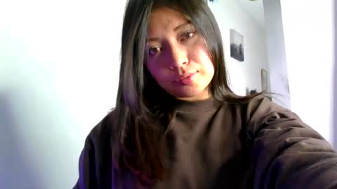 Snapshot of aleska_dollx chatting on 06-05-26, 11:54 QUEEN OFF MILk IM BACK 15 NOV online show from 06-05-26, 11:54