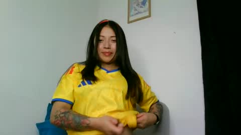 Snapshot of aleska_dollx chatting on 06-24-26, 12:31 QUEEN OFF MILk IM BACK 15 NOV online show from 06-24-26, 12:31