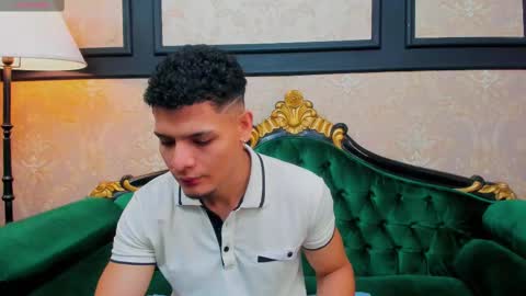 Snapshot of aless_king chatting on 03-07-25, 11:51 Alessandro King online show from 03-07-25, 11:51