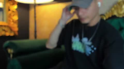 Alessandro King online show from 06-18-26, 11:53
