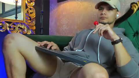 Alessandro King online show from 07-20-26, 10:01