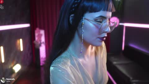 Alessa Goreng online show from 12-15-24, 07:57