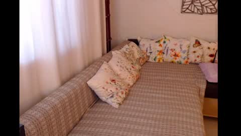 Snapshot of alessandra_foxy chatting on 07-02-26, 04:46 Sandra online show from 07-02-26, 04:46